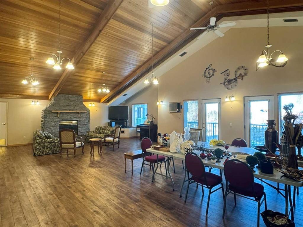 









75


1

Avenue South, 208,
Lethbridge,




AB
T1J 4R2

