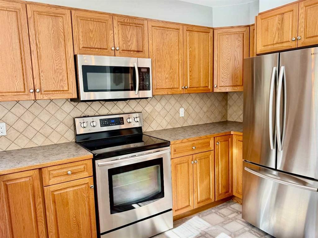 









1726


113

Street,
Blairmore,




AB
T0K 0E0

