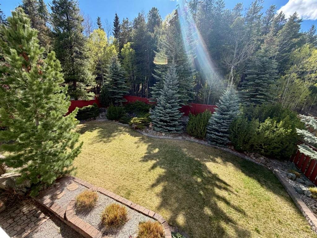 









1726


113

Street,
Blairmore,




AB
T0K 0E0

