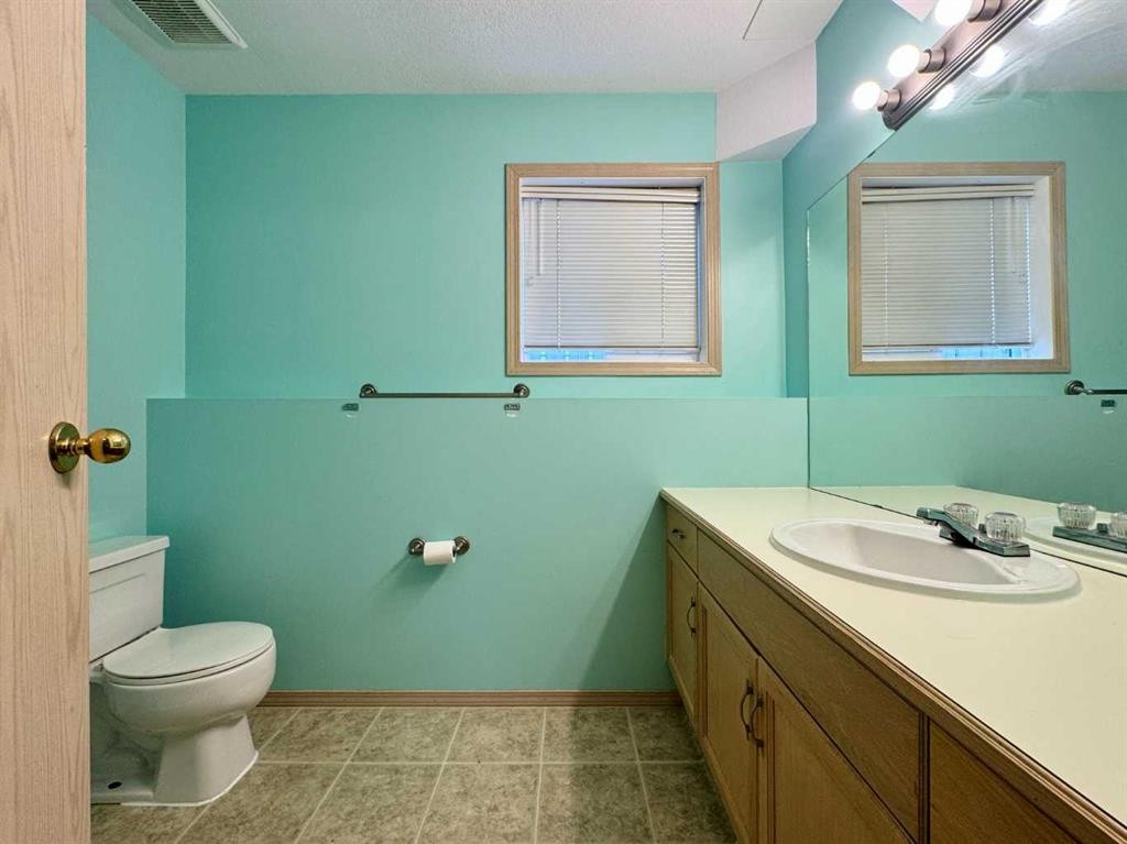 









82


Harvard

Crescent West,
Lethbridge,




AB
T1K 6R4

