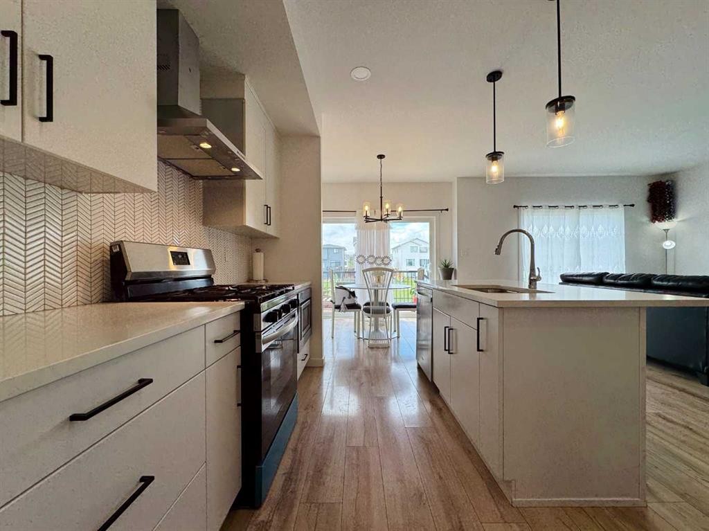 









18


Blackwolf

Pass North,
Lethbridge,




AB
T1H 7H7

