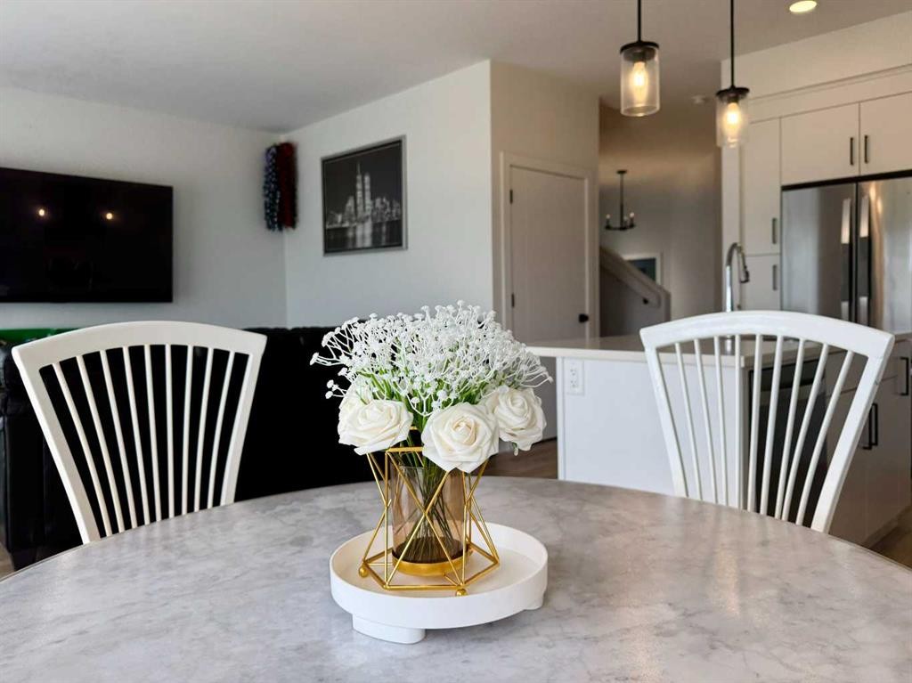 









18


Blackwolf

Pass North,
Lethbridge,




AB
T1H 7H7


