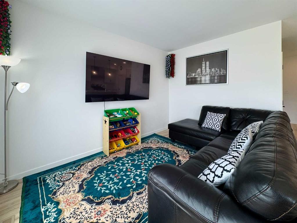 









18


Blackwolf

Pass North,
Lethbridge,




AB
T1H 7H7

