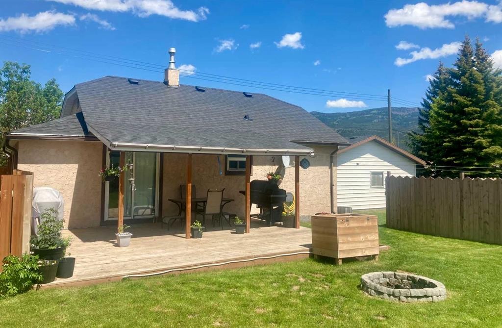









717


227

Street,
Hillcrest,




AB
T0K 1C0

