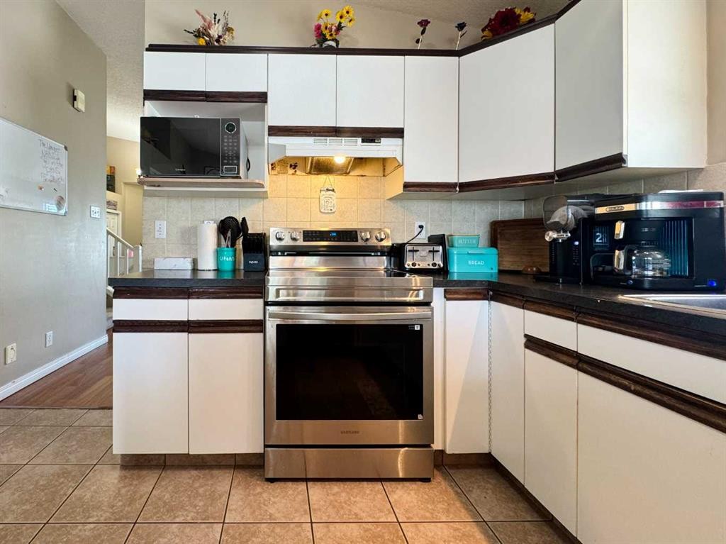 









93


Heritage

Crescent West,
Lethbridge,




AB
T1K 6X2

