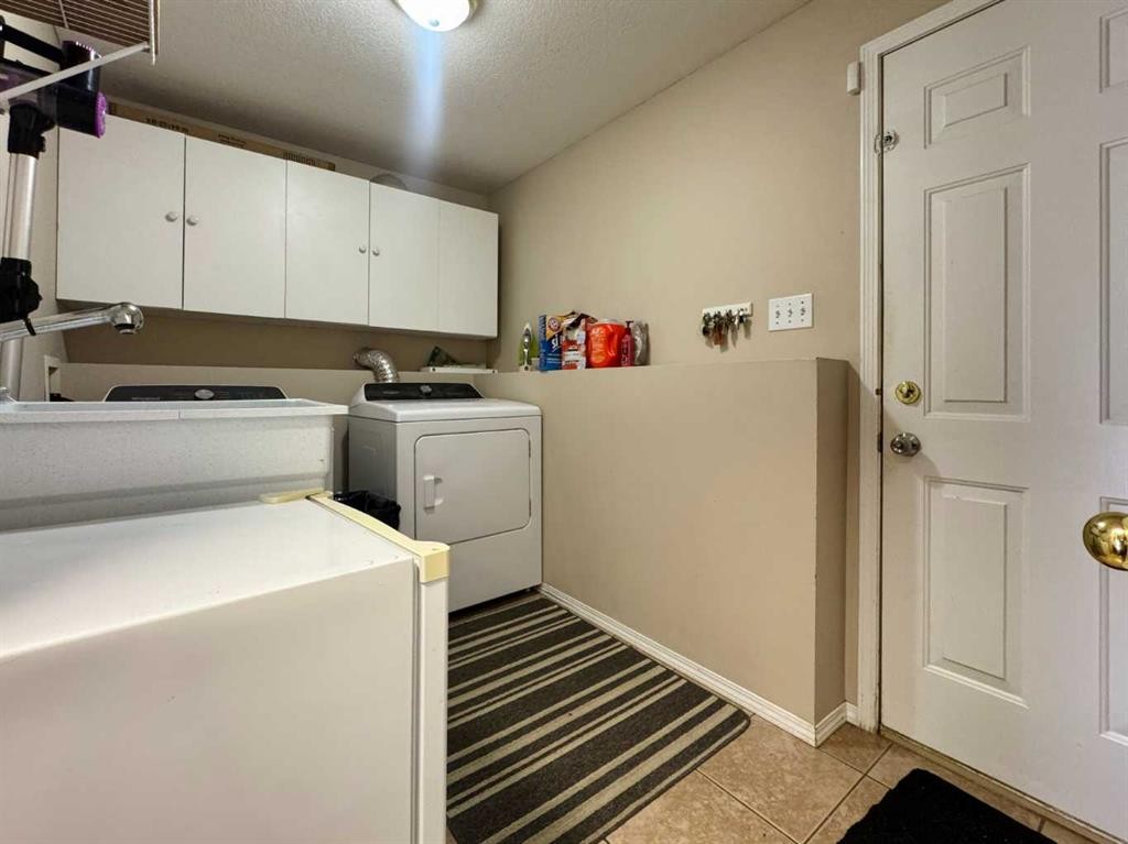 









93


Heritage

Crescent West,
Lethbridge,




AB
T1K 6X2

