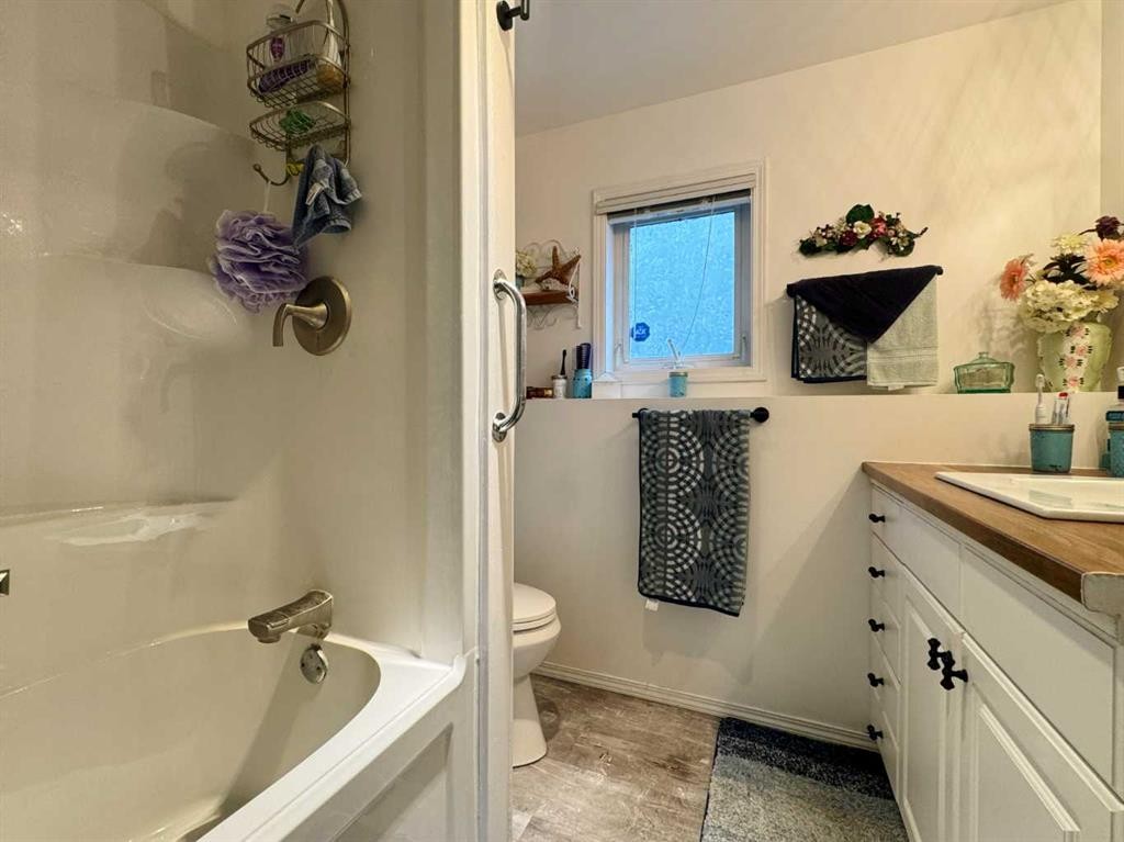 









93


Heritage

Crescent West,
Lethbridge,




AB
T1K 6X2


