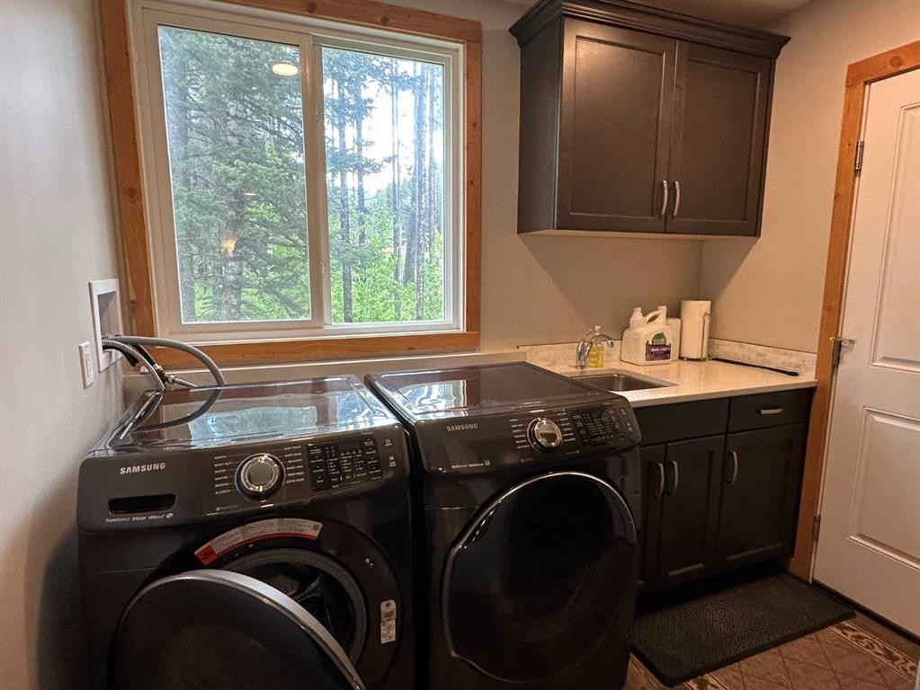 









231


Southmore

,
Blairmore,




AB
T0K 0E0

