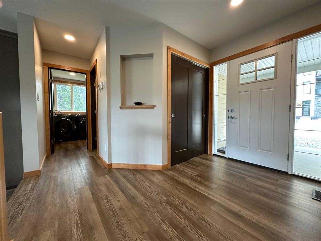 









231


Southmore

,
Blairmore,




AB
T0K 0E0

