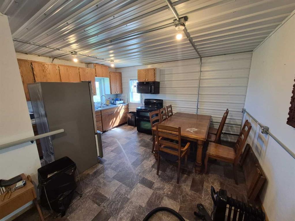 









94046


Hwy 843

, #34,
Rural Lethbridge County,







AB
T1H 6P3

