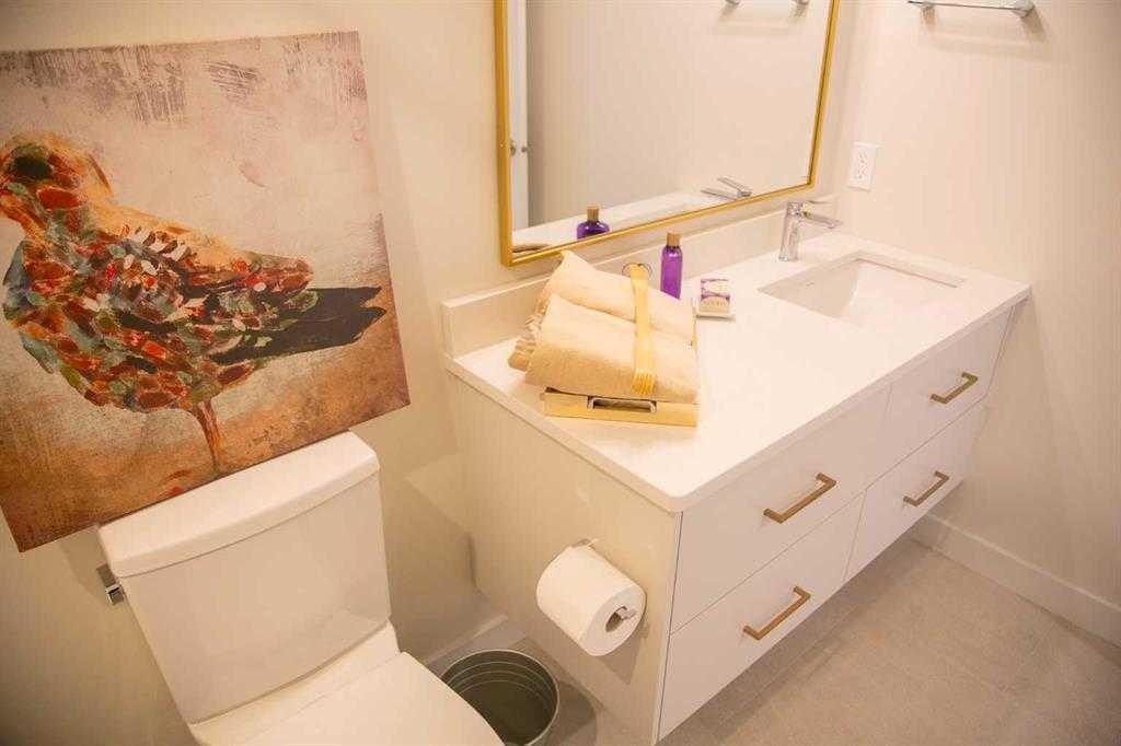 









102


Scenic

Drive North, 331,
Lethbridge,




AB
T1H 5L9

