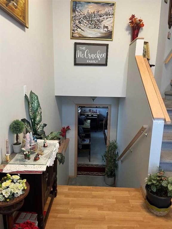 









125S


150

 West,
Raymond,




AB
T0K 2S0

