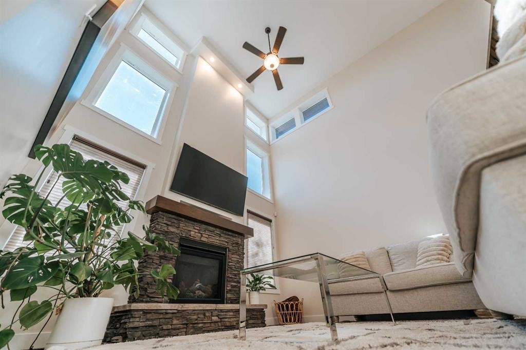 









2723


45

Street South,
Lethbridge,




AB
T1K 8J4

