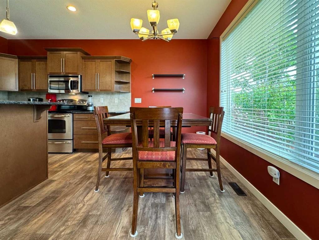 









422


Lynx

Terrace North,
Lethbridge,




AB
T1H 6Z6

