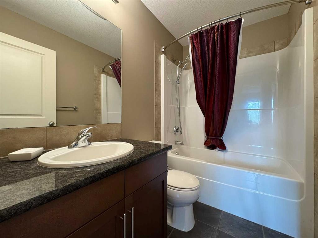 









422


Lynx

Terrace North,
Lethbridge,




AB
T1H 6Z6

