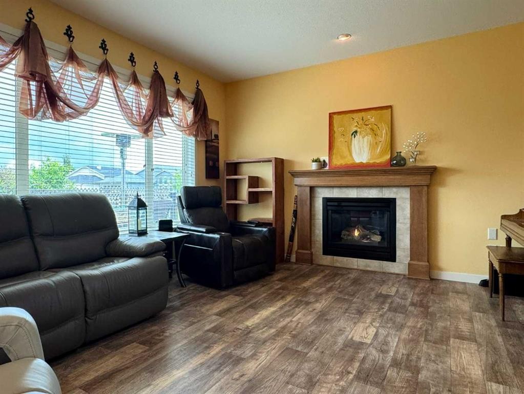 









422


Lynx

Terrace North,
Lethbridge,




AB
T1H 6Z6

