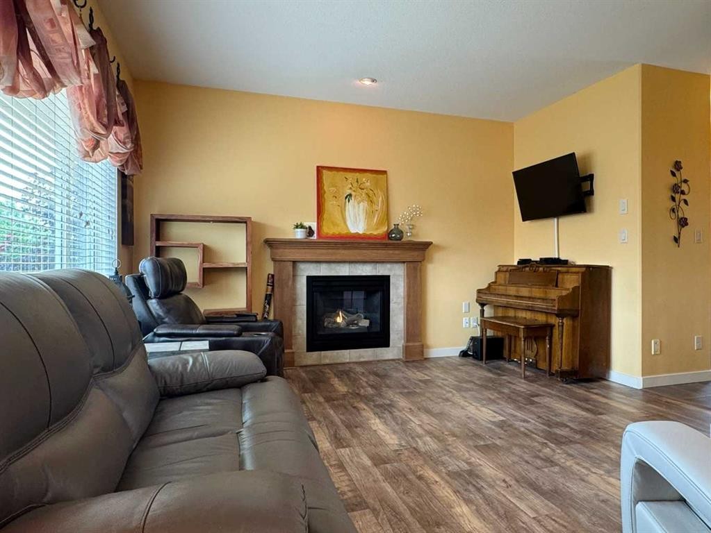 









422


Lynx

Terrace North,
Lethbridge,




AB
T1H 6Z6


