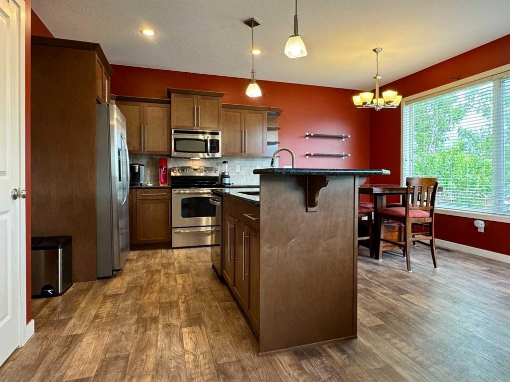 









422


Lynx

Terrace North,
Lethbridge,




AB
T1H 6Z6

