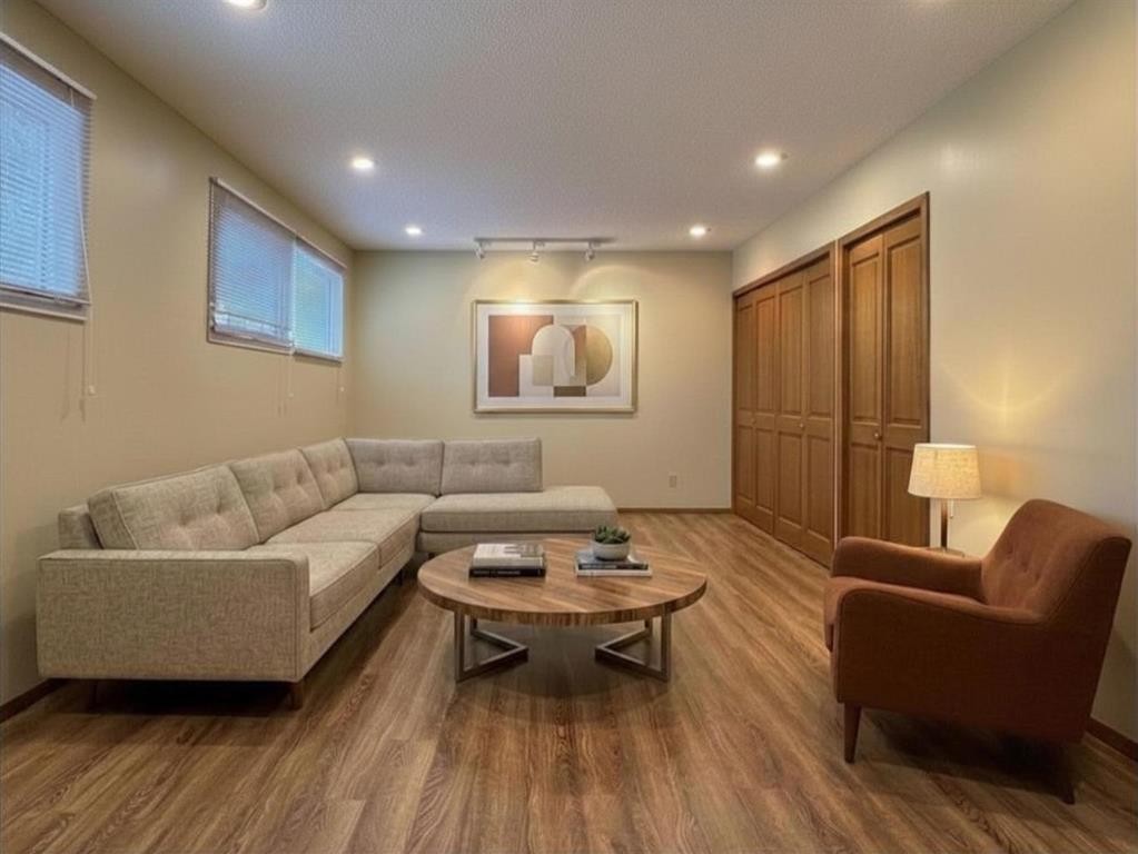 









2409


20

Street North,
Lethbridge,




AB
T1H 4T9

