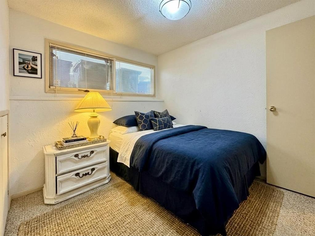 









2409


20

Street North,
Lethbridge,




AB
T1H 4T9

