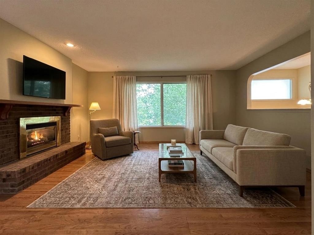 









2409


20

Street North,
Lethbridge,




AB
T1H 4T9

