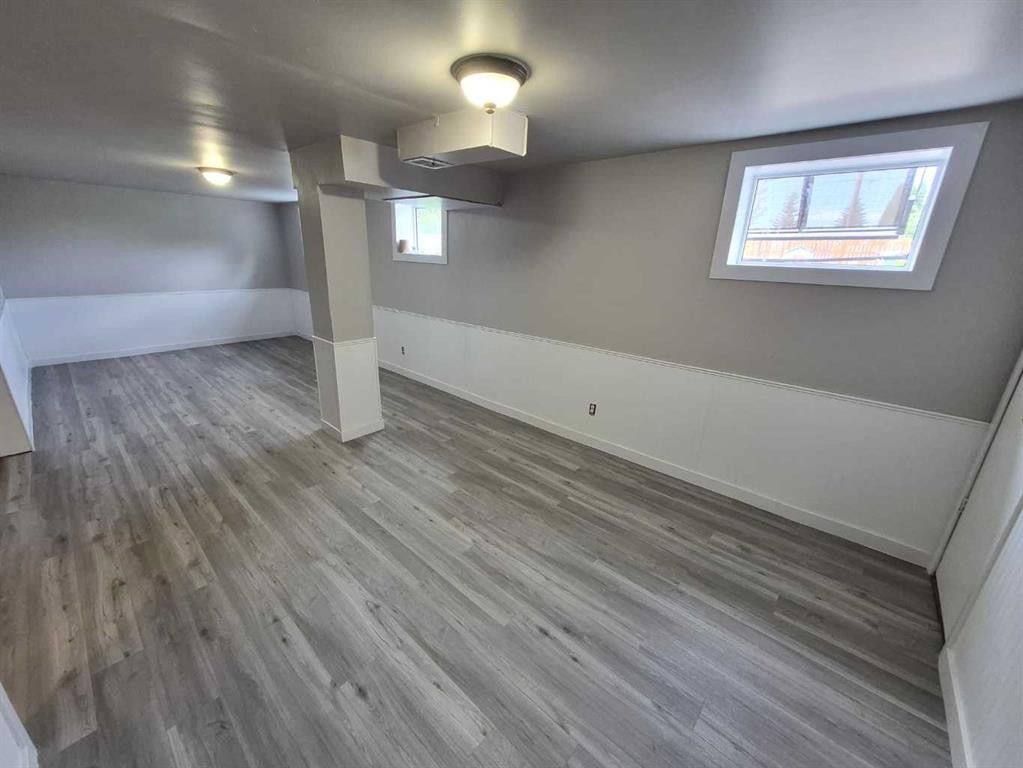 









4931


54

Avenue,
Taber,




AB
T1G 1H5

