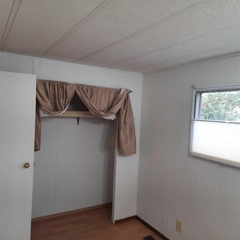 









13333


17

Avenue North,
Blairmore,




AB
T0K 0E0

