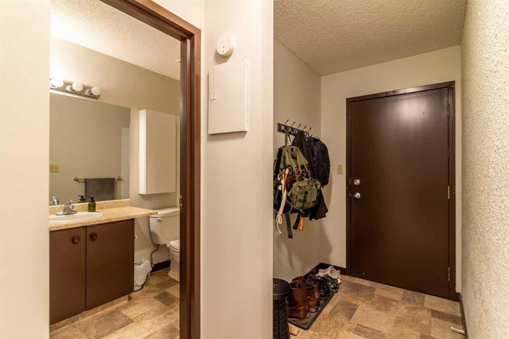 









3440


23rd Ave

 South, 14,
Lethbridge,




AB
T1K 4K4

