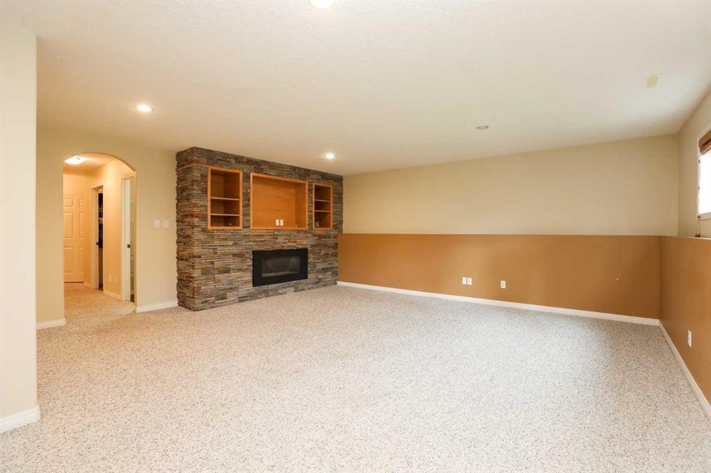 









227


Rivermill Manor W

,
Lethbridge,




AB
T1K 8C5

