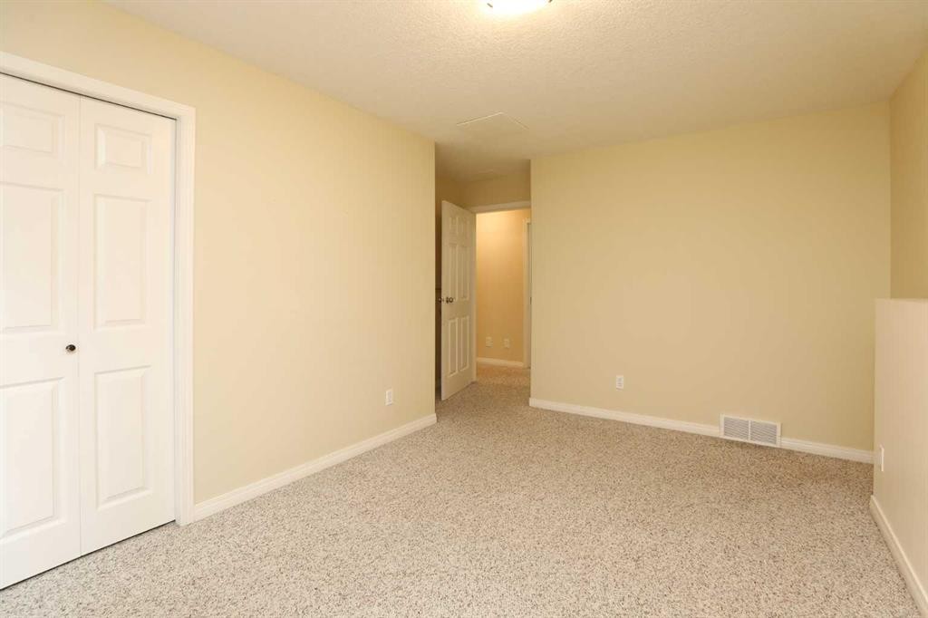 









227


Rivermill Manor W

,
Lethbridge,




AB
T1K 8C5

