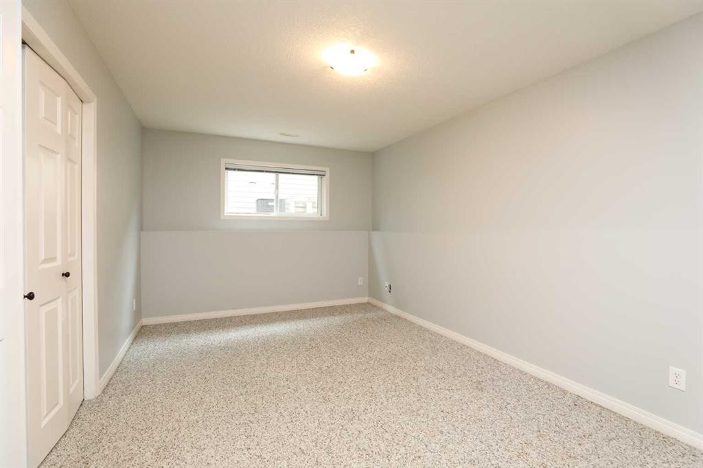









227


Rivermill Manor W

,
Lethbridge,




AB
T1K 8C5

