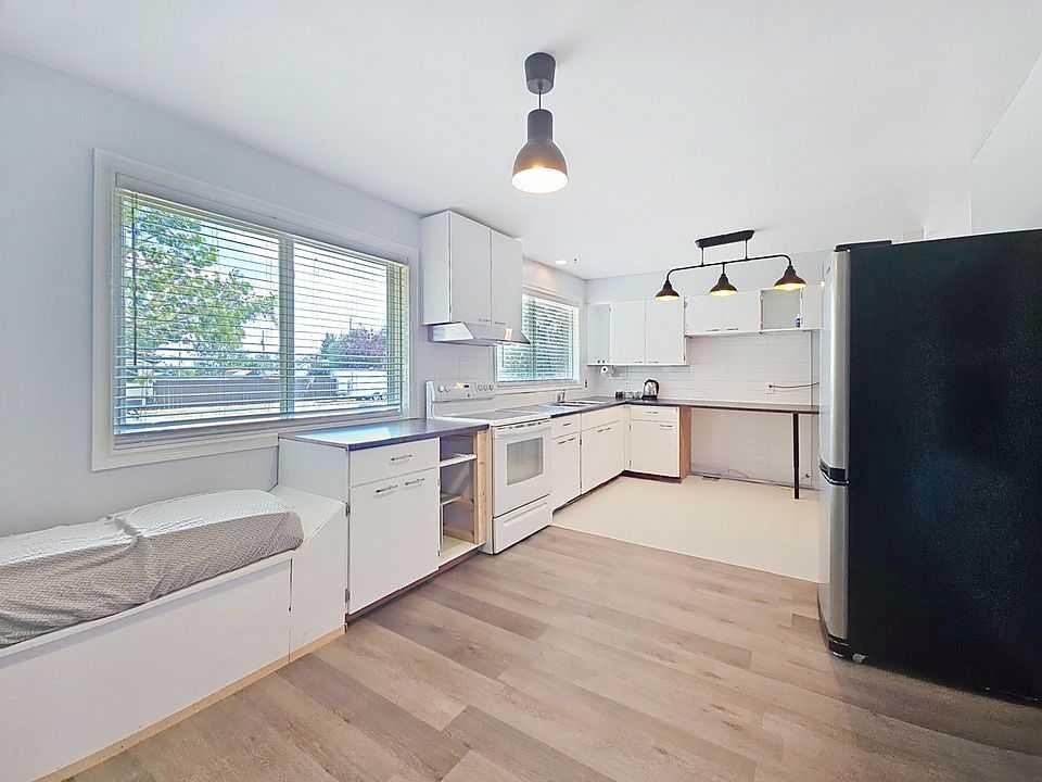 









504


5

Street,
Warner,




AB
T1J2L0

