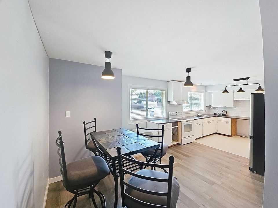 









504


5

Street,
Warner,




AB
T1J2L0

