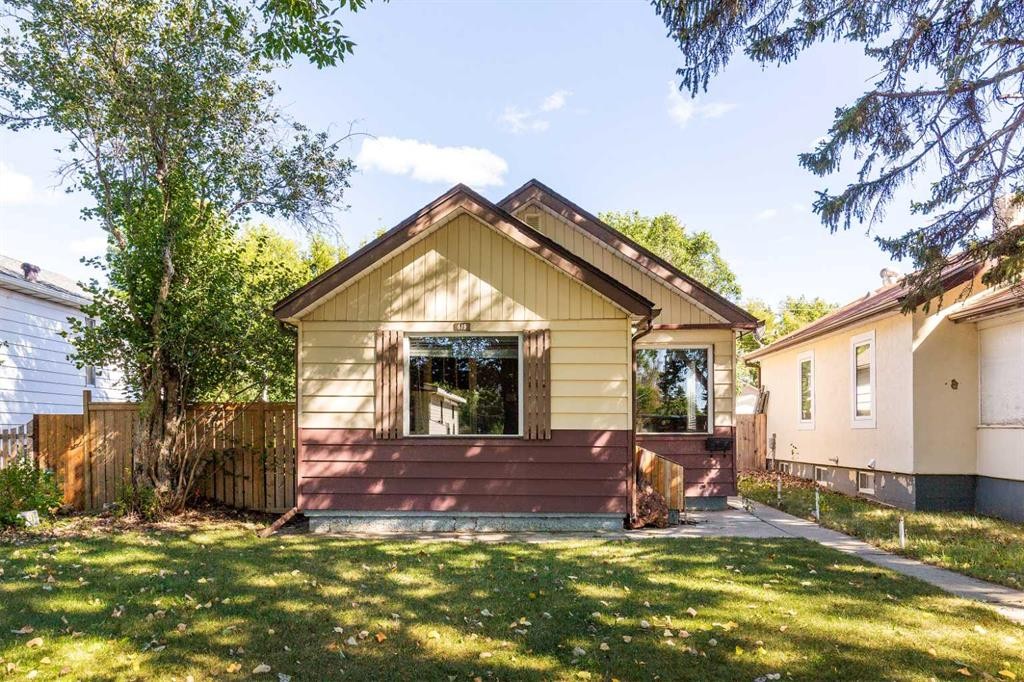 









619


12

Street North,
Lethbridge,




AB
T1H 2H2

