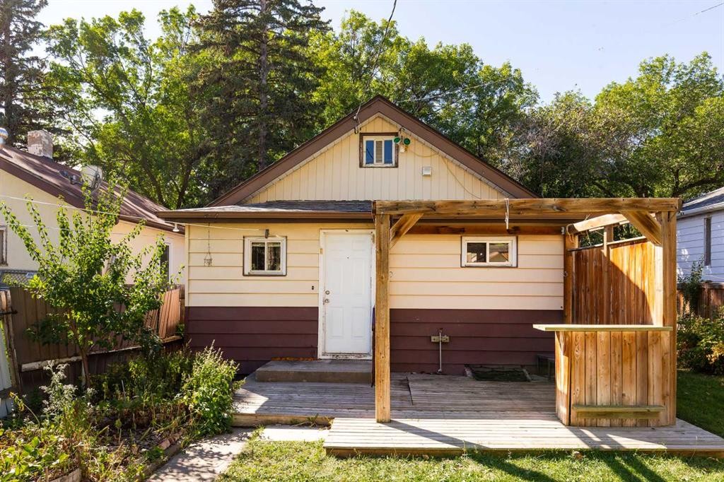 









619


12

Street North,
Lethbridge,




AB
T1H 2H2

