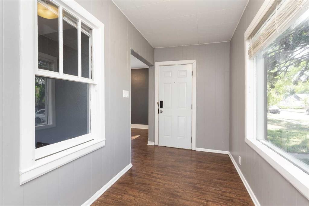 









619


12

Street North,
Lethbridge,




AB
T1H 2H2

