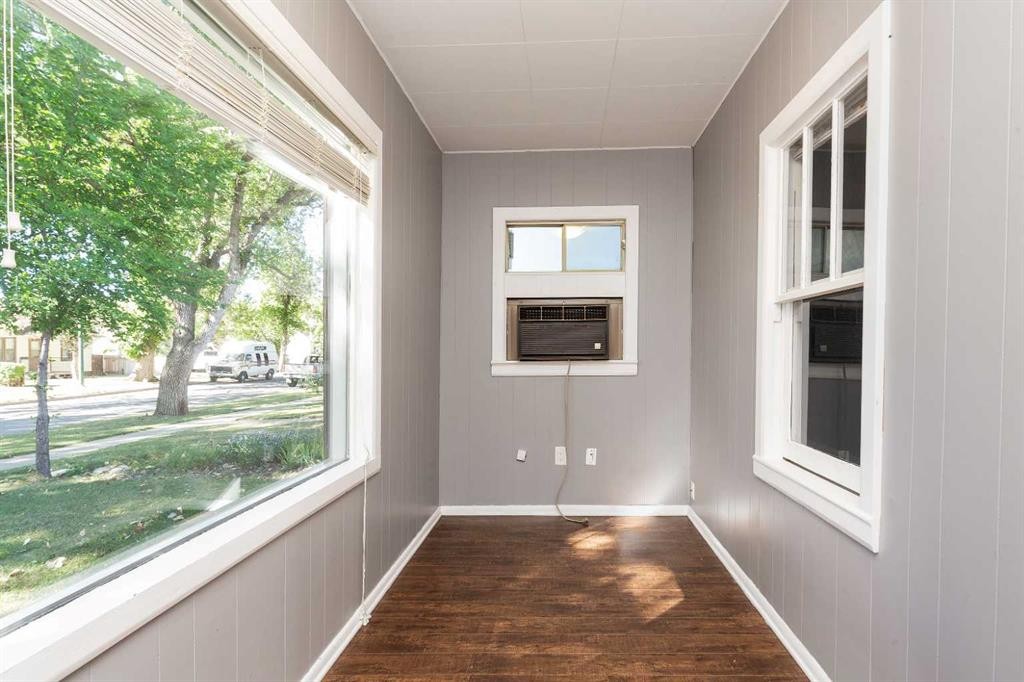 









619


12

Street North,
Lethbridge,




AB
T1H 2H2

