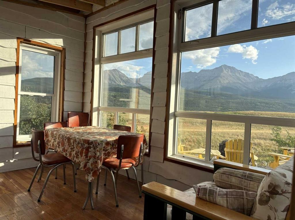 












#77 at The Nest at Crowsnest Mountain

,
Rural Crowsnest Pass,




AB
T0K 0E0

