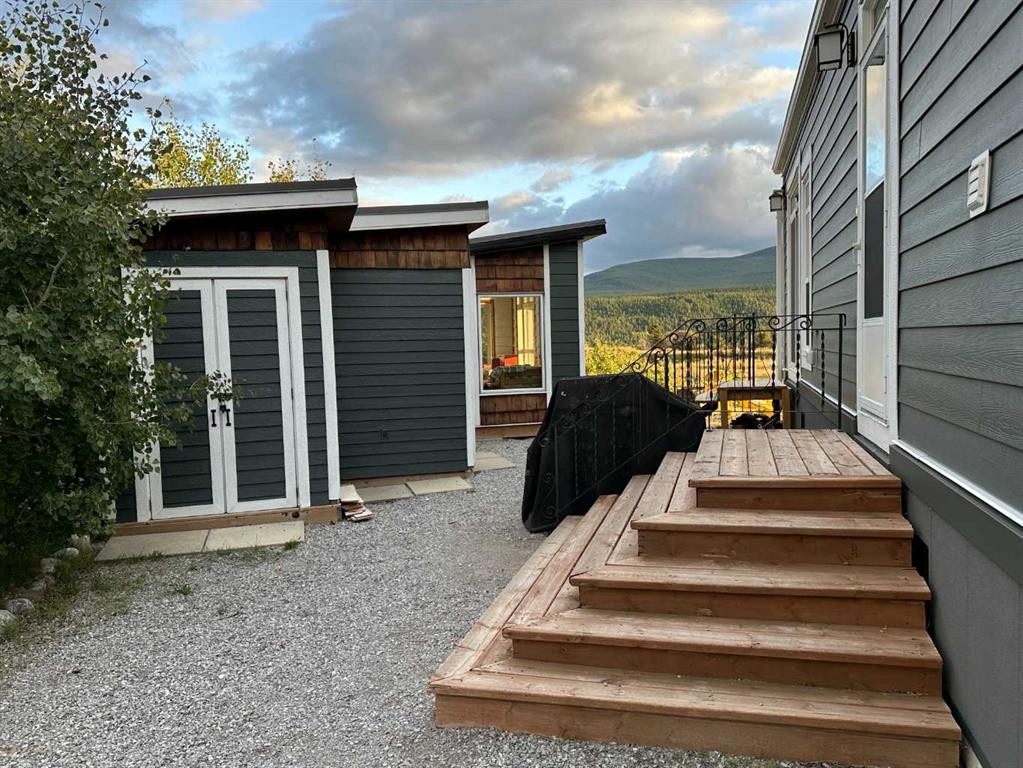 












#77 at The Nest at Crowsnest Mountain

,
Rural Crowsnest Pass,




AB
T0K 0E0

