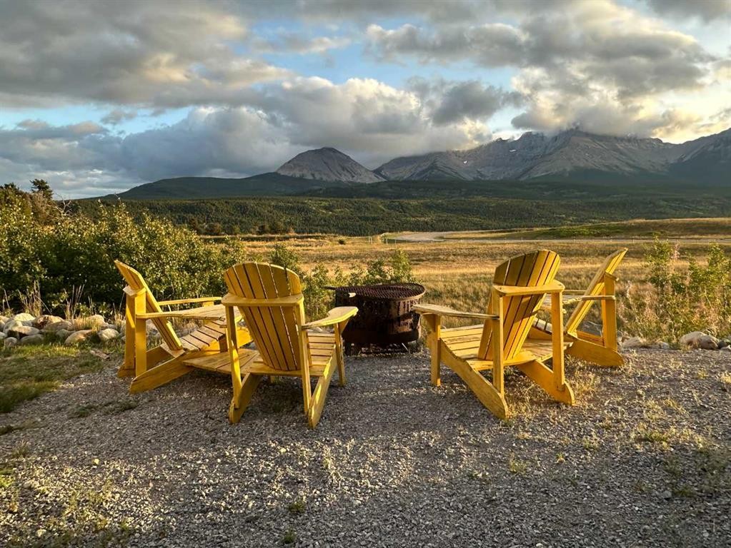 












#77 at The Nest at Crowsnest Mountain

,
Rural Crowsnest Pass,




AB
T0K 0E0

