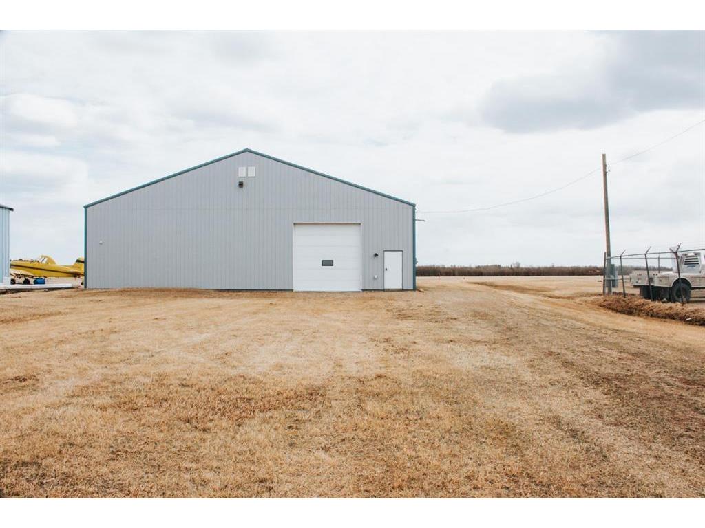 









lot 6


2

Highway,
Rural Peace No. 135, M.D. of,




AB
T8S 1T1

