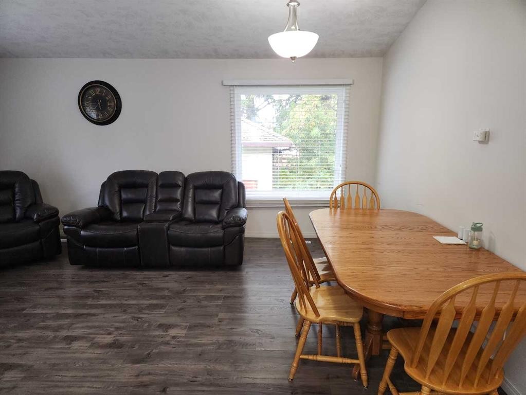 









4832-57Ave


.

 Northwest,
High Prairie,




AB
T0G 1E0

