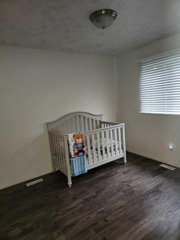 









4832-57Ave


.

 Northwest,
High Prairie,




AB
T0G 1E0

