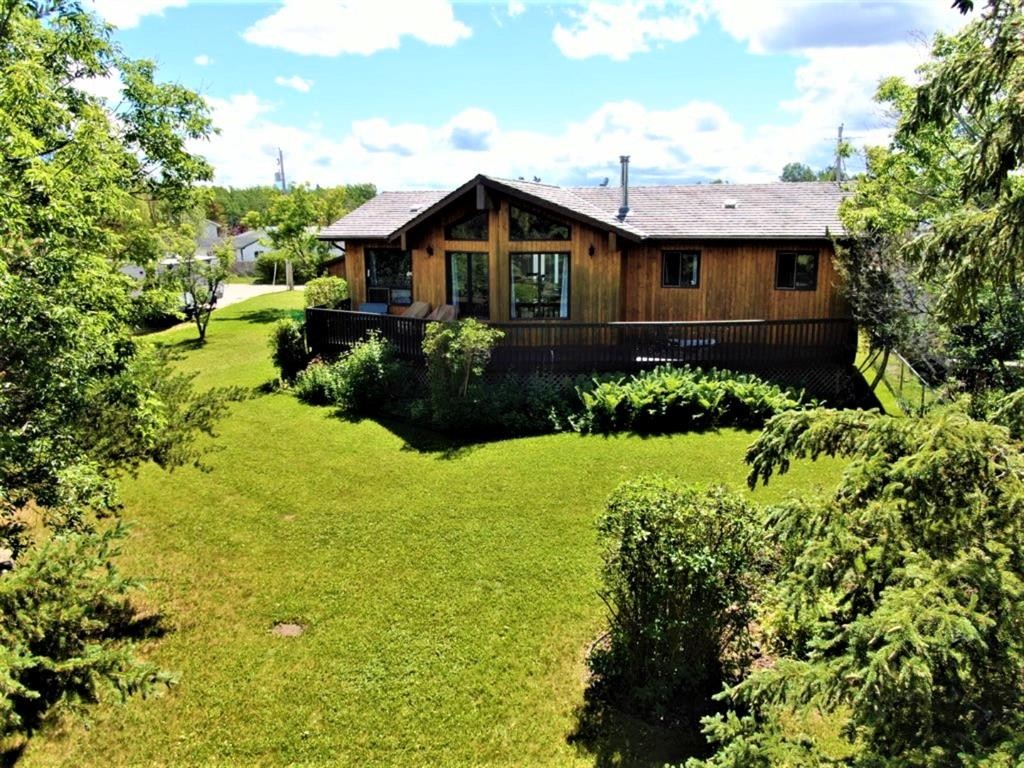 









310


Brassard

,
McLennan,




AB
T0H 2L0

