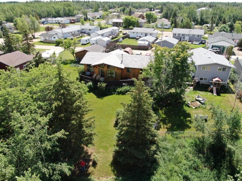 









310


Brassard

,
McLennan,




AB
T0H 2L0

