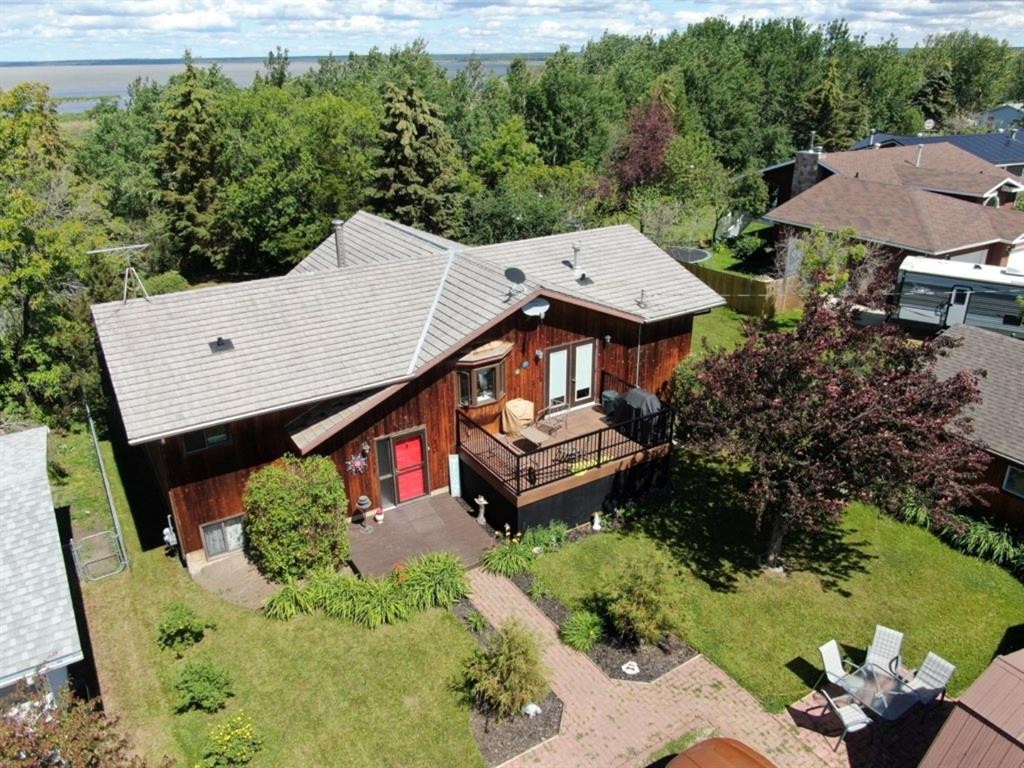 









310


Brassard

,
McLennan,




AB
T0H 2L0

