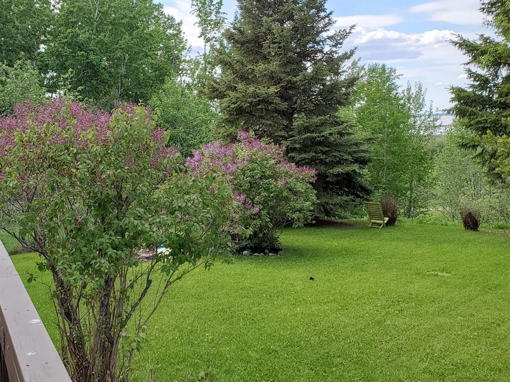 









310


Brassard

,
McLennan,




AB
T0H 2L0

