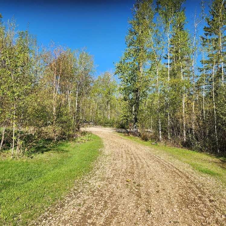 









3  2nd st


Key Cove

Drive South,
Joussard,







AB
T0G 1J0

