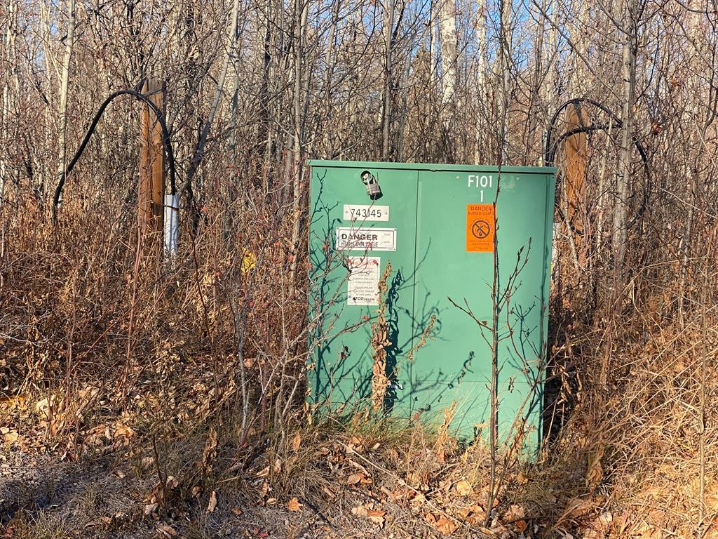 












223

Range,
Rural Northern Lights, County of,







AB
T8S 1S3

