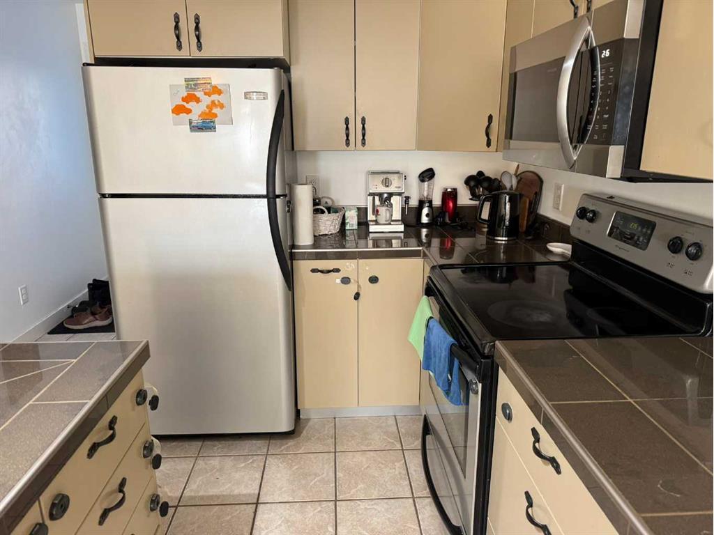 









4900


54

Avenue, 2,
Grimshaw,




AB
T0H 1W0

